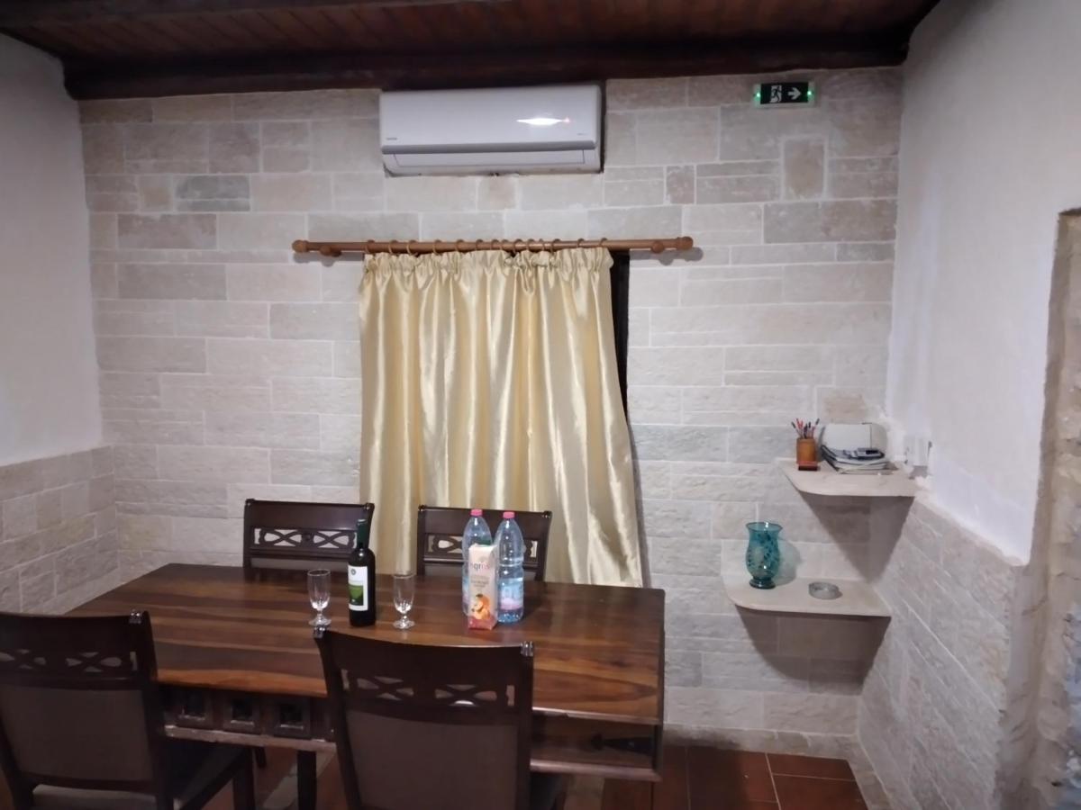 Case de vacanță Stonemakers Hide